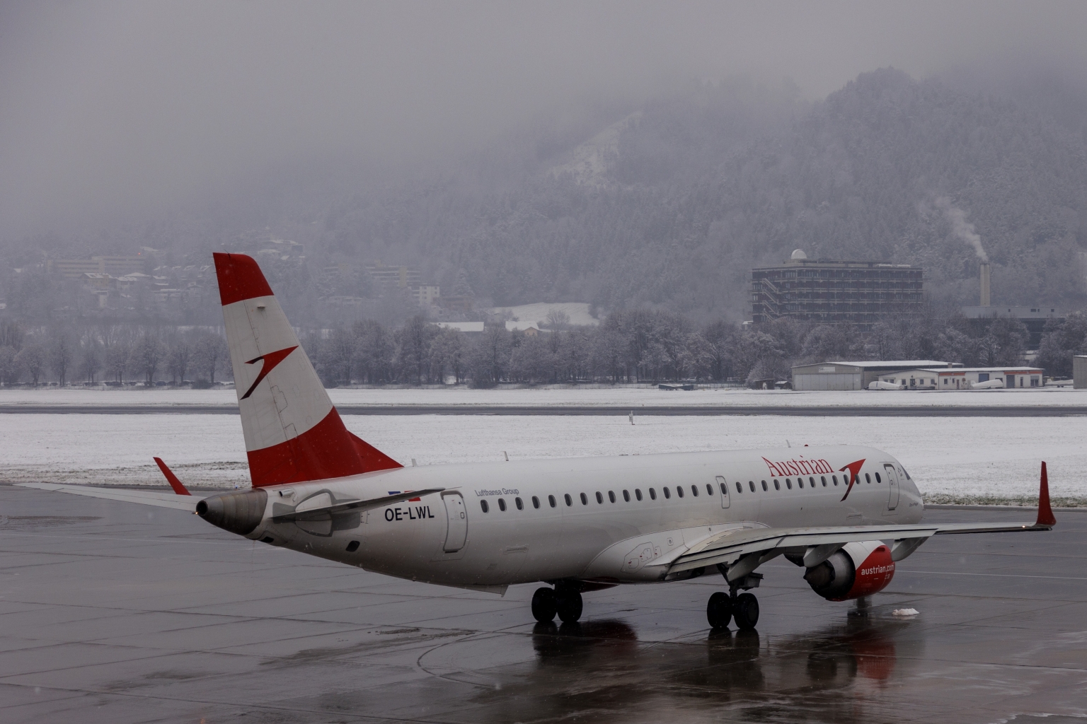 Preview 20221210 Winterflugtag am Innsbruck Airport (70).jpg